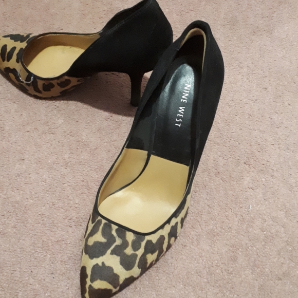 Pumps - Picture 2 of 2